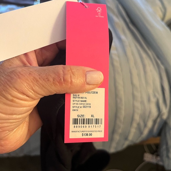 NWT Classic Black Lilly Pultzer Dress with gold buttons. Size XLG - Picture 6 of 9